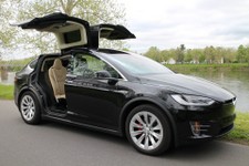 ModelX2.jpg