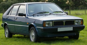 1982_Lancia_Delta_1500_alt.jpg