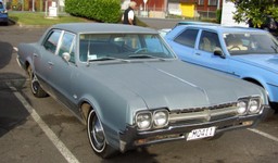 1966_Oldsmobile_F-85.jpg