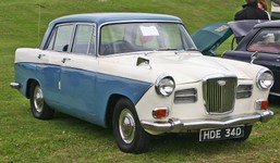 Wolseley_16-60_front.jpg